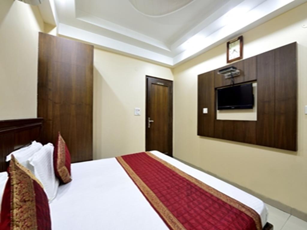 Hotel Gaylord International - Nueva Delhi Exterior foto